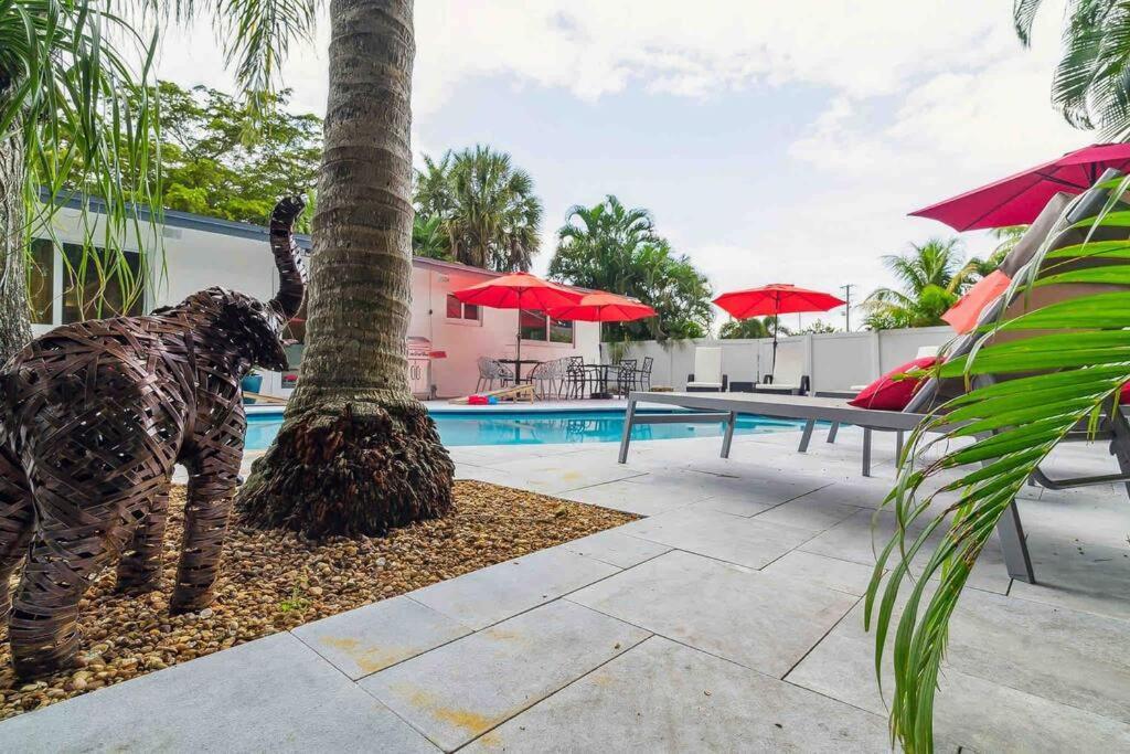 Private Oasis With Pool Near Beaches, Dining & Las Olas Форт-Лодердейл Екстер'єр фото