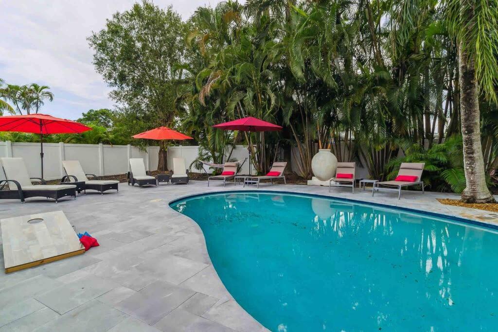 Private Oasis With Pool Near Beaches, Dining & Las Olas Форт-Лодердейл Екстер'єр фото