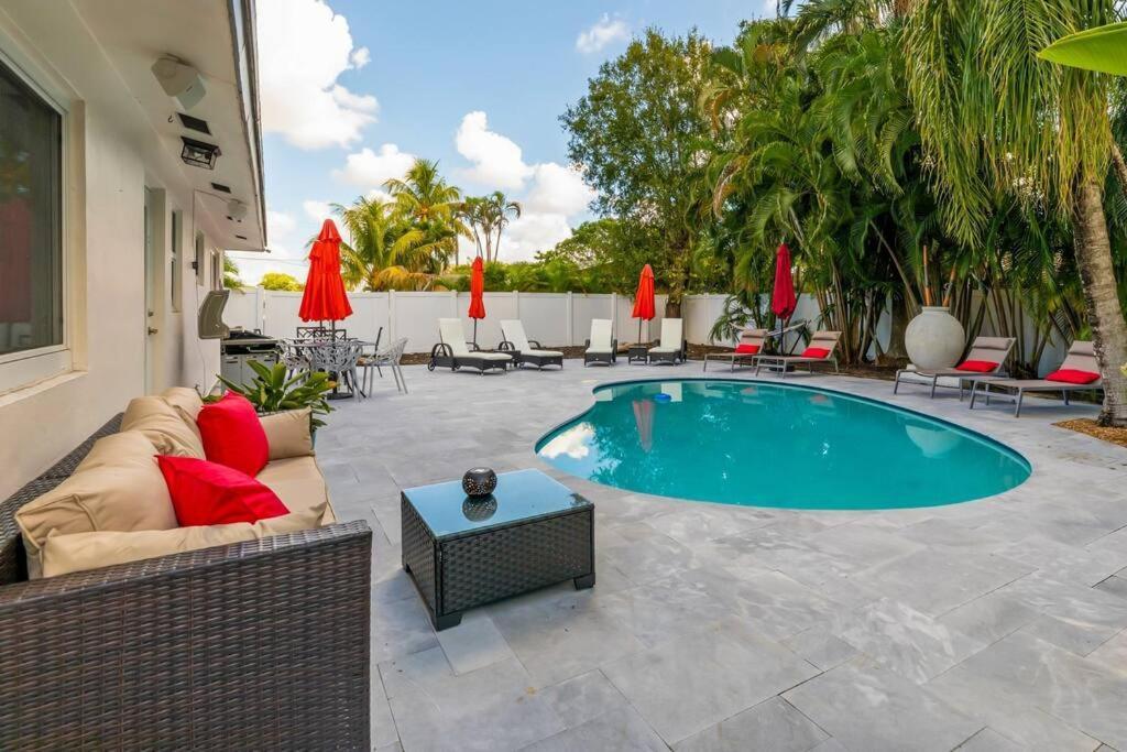 Private Oasis With Pool Near Beaches, Dining & Las Olas Форт-Лодердейл Екстер'єр фото